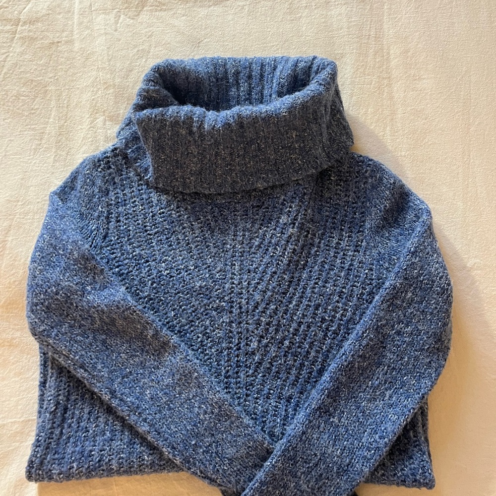 RW&CO. Heathered Blue Cowl Neck Sweater